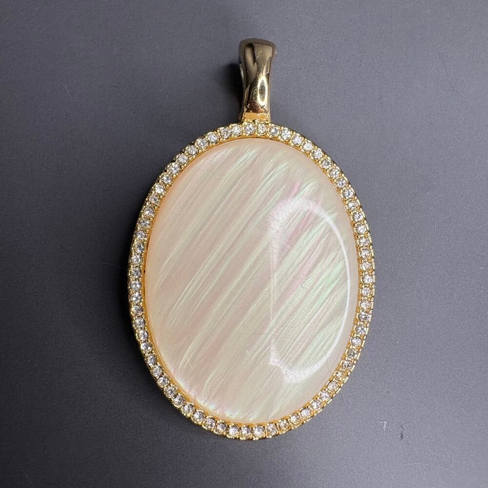 Premier Designs Mother of Pearl Enhancer Pendant Double Sided Magnetic